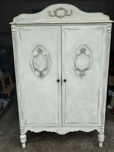 Antique white painted wood - antique,